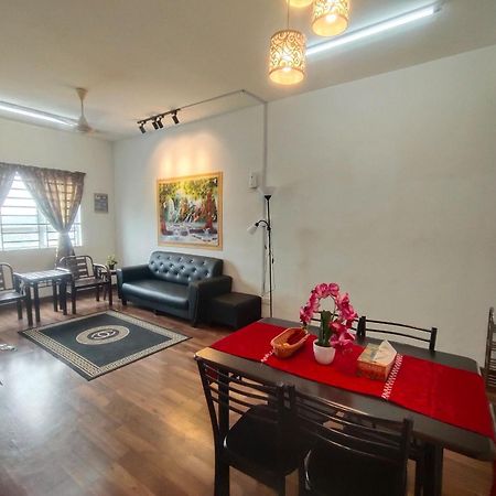 Anggerik Camelia Homestay Apartment Ladang Tok Pelam Kuala Terengganu Ngoại thất bức ảnh