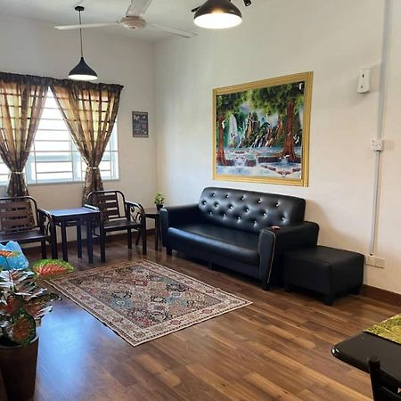 Anggerik Camelia Homestay Apartment Ladang Tok Pelam Kuala Terengganu Ngoại thất bức ảnh